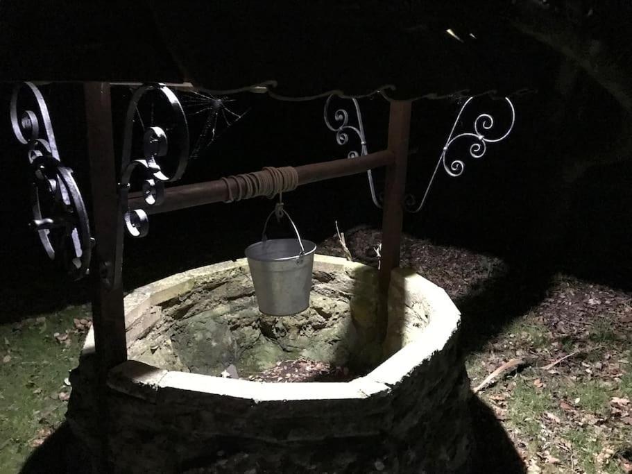 Country House - Pool Jacuzzi - Perfect For Celebrations, Work People Chard Exterior foto